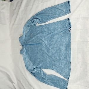 Under Armour Light Blue 1/2 zip up front Loose Long Sleeve Light Weight Size Med